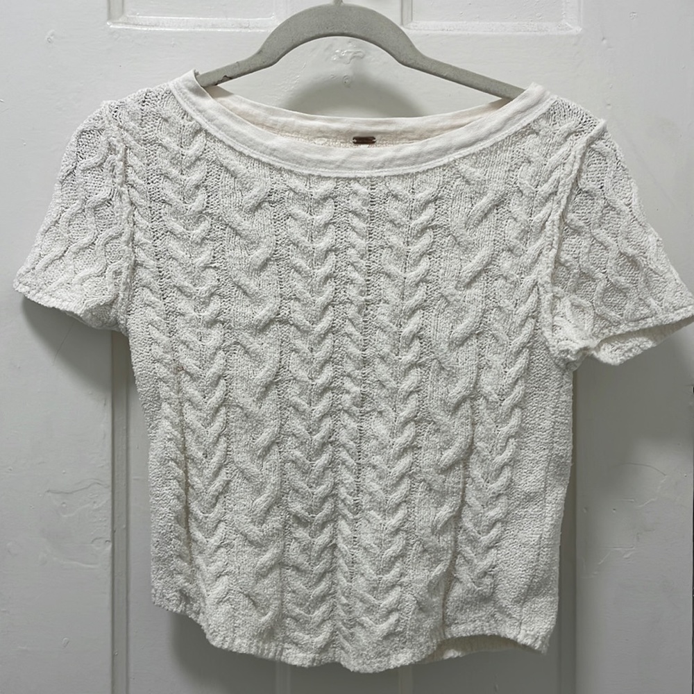 Free People Cable knit sweater size medium ivory